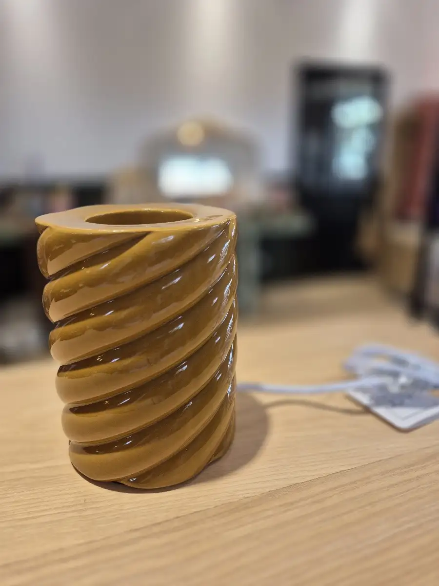 Lampe guimauve curry