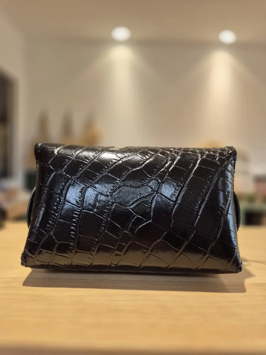 Petit sac bandoulière cuir crocodile noir