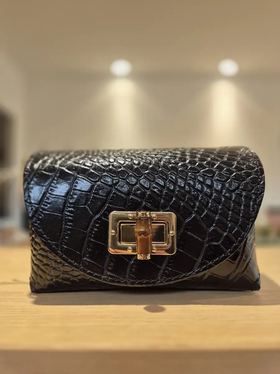 Petit sac bandoulière cuir crocodile noir