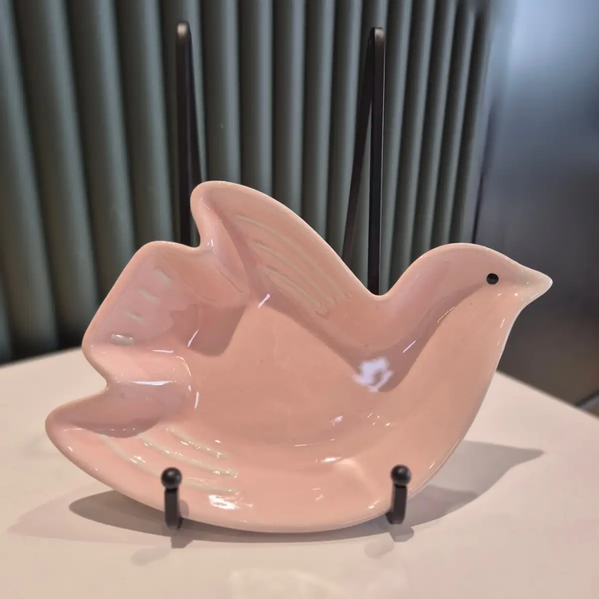 Plat cuicui oiseau rose